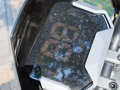 -顾村公园3号门停车场