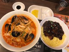 炸酱面-香港饭店0410(明洞店)