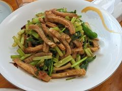 -乔家小院•非遗驴肉•本地小海鲜(滨河路店)