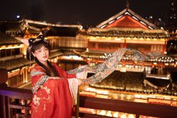 -汉仪华裳汉服馆(打浦桥店)