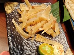 -8PINTS八品脱·日料·烧鸟·精酿小酒馆(莘庄店)