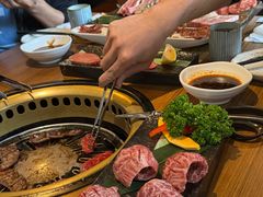 -炼火烤肉店