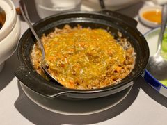 蟹黄煲仔饭-屋里厢上海菜馆