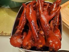 弄堂里的卤鸡爪-弄堂里(西溪龙湖天街店)