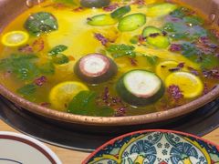 -洱火云南酸菜牛肉火锅(石景山当代商城店)