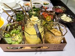 -红鼎豆捞·非遗鲍皇汤火锅(宝丰路店)