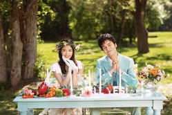 -雪中彩影婚纱摄影·微光艺术中心