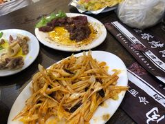 -韩风烤牛肉冷面店