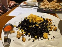 鱼籽黑米肉松炒饭-罗氏十三活虾餐厅(光谷K11购物艺术中心店)