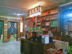 -果松木炭酸菜铜火锅·外婆参鸡汤