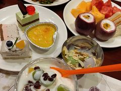 -荣誉国际酒店-云顶旋转餐厅