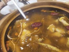 -永記粤菜·五指毛桃花雕鸡煲(九亭店)