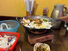 -富正毅三下锅·湘西韵味(天门山索道店)
