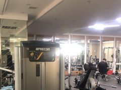 -美航国际健身(北京华联店)