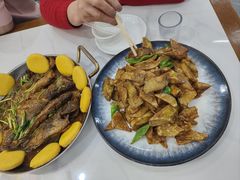 -一口猪海鲜浑锅·东北家常菜