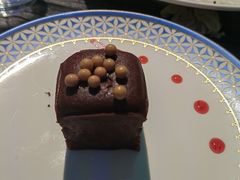 -LES ELITES 英集荟(南京西路店)