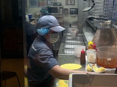 -达美乐比萨(南京西路店)