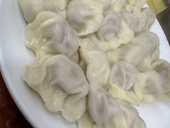 -孖妹上肉饺子馆