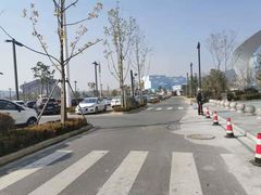 -融创茂-停车场