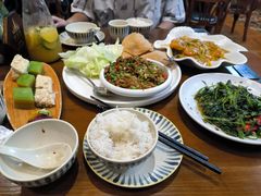 -泰堤坊(淡水体育馆店)