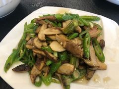 -喜洲翰林餐厅(董家百年老宅店)