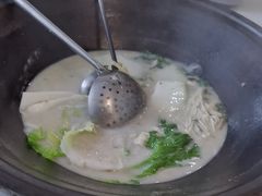 -陈大锅·岳阳鱼馆·地道岳阳菜(美食街店)