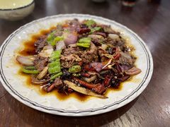 红烧牛肉-易老九江湖菜(北滨一路店)