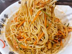 -牛一嘴·兰州牛肉面·大盘鸡(财富中心店)