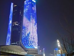-南京眼步行桥