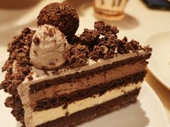 -港丽餐厅(龙之梦长宁店)