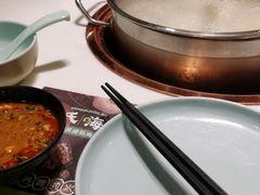 -洪氏嗨捞·猪肚鸡火锅(阳光天地店)