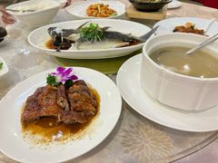 -新东源国际酒店·新东源食坊(沙井店)