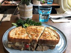 超级牛肉帕尼尼-O'mills Sourdough Bakery&Bistro(永嘉路店)
