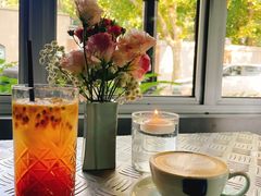 -穹六人间 people 6(岳阳路店)