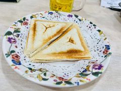 芝士吞拿魚冶-喜莲咖啡