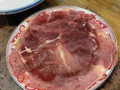 乳崽牛肉-乳仔牛牦牛汤锅 烤羊排(松潘古城店)