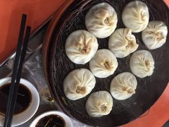 蟹黄汤包-四季美汤包(户部巷店)