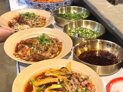 -方铲铲·成都板凳面(滨江银泰店)
