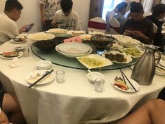 -梅花香里大酒店(郁金香路店)