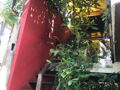 -Cuc Gach Quan Restaurant