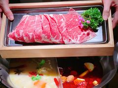 -湊湊火锅·茶憩(南京东路悦荟店)