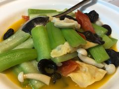 丝瓜煨蛋饺-味钱塘·钱塘渔鲜·地道江浙菜(宋城店)