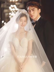 -雪中彩影婚纱摄影·微光艺术中心