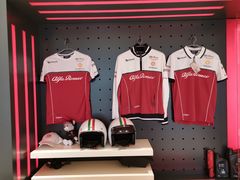 -上海保利玛莎拉蒂和阿尔法罗密欧(华翔路店)