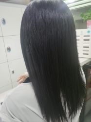 -镁连社·美联社