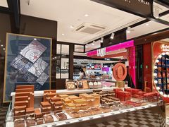-LA MAISON DU CHOCOLAT(戴高乐机场T 2F店)