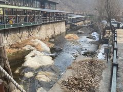-北京水岸山吧度假村(雁栖镇店)