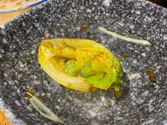 娃娃菜-哥老官重庆美蛙鱼头(松江地中海十八哥店)