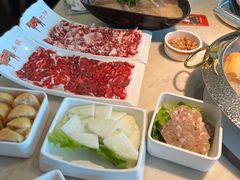 -左庭右院鲜牛肉火锅(浦江欢乐颂店)