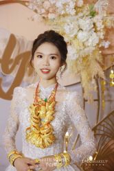 -予白婚纱礼服馆